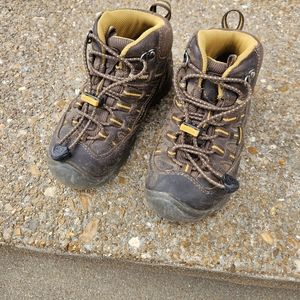 KEEN waterproof little kids boots size 11